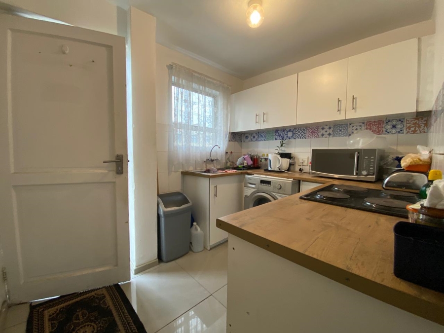 2 Bedroom Property for Sale in Fairfield Estate Western Cape